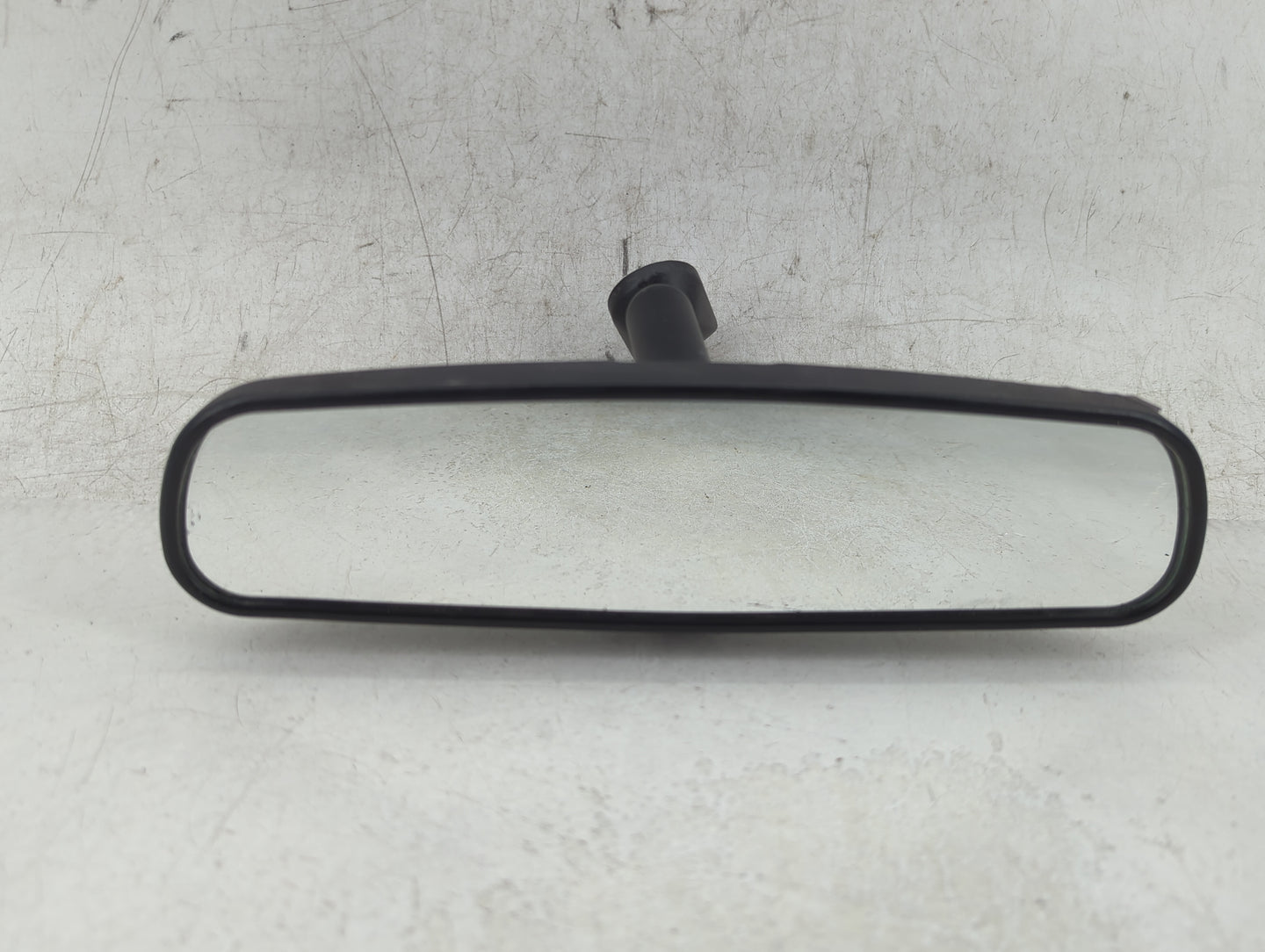 2021 Nissan Kicks Interior Rear View Mirror Replacement OEM P/N:E8011681 Fits OEM Used Auto Parts - Oemusedautoparts1.com