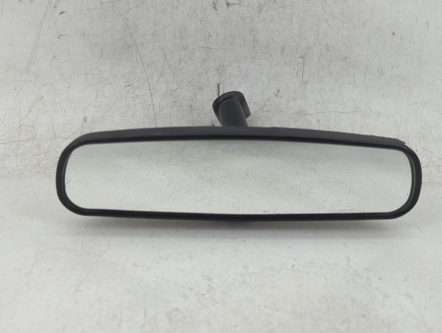 2021 Nissan Kicks Interior Rear View Mirror Replacement OEM P/N:E8011681 Fits OEM Used Auto Parts - Oemusedautoparts1.com