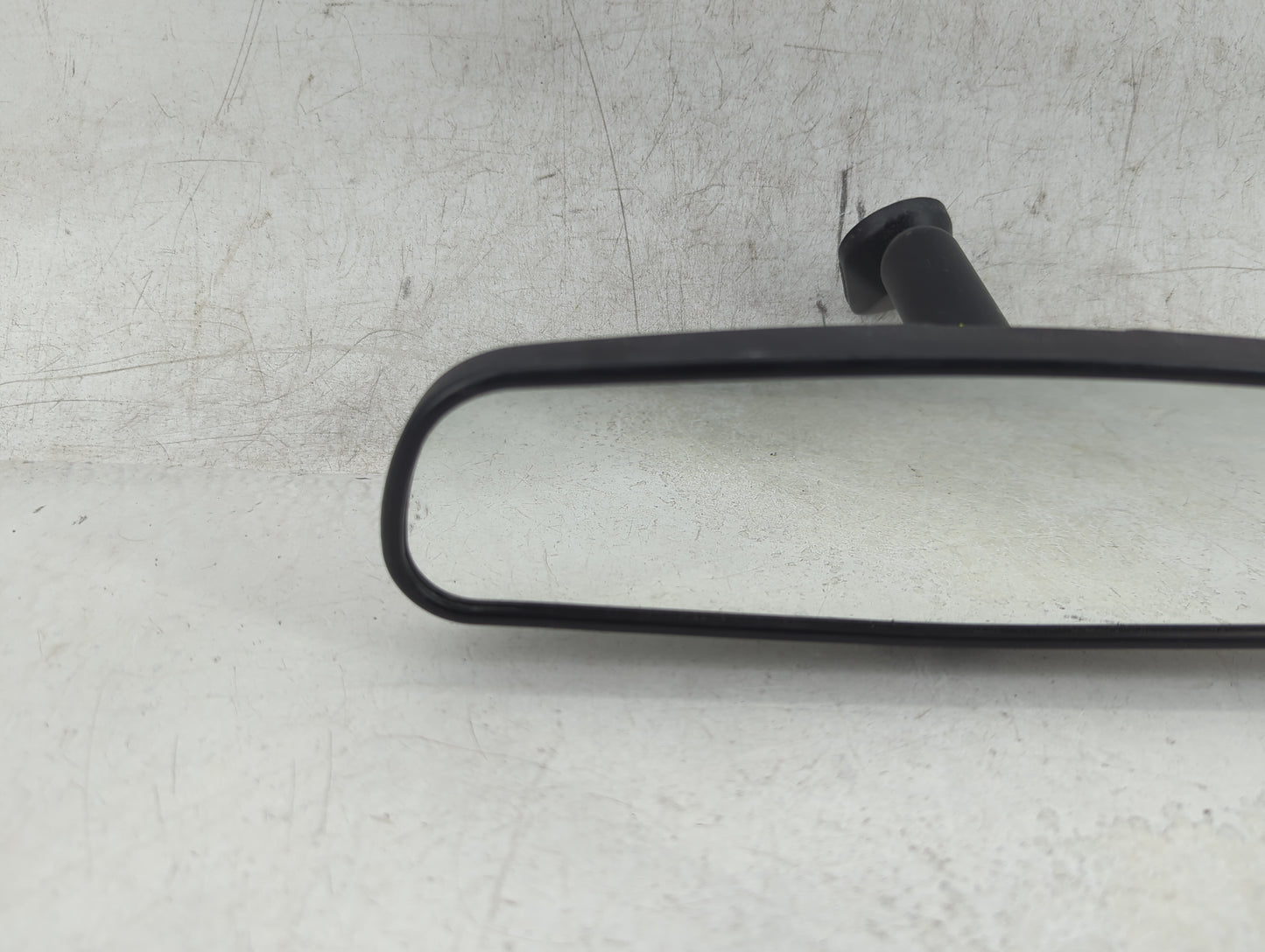 2021 Nissan Kicks Interior Rear View Mirror Replacement OEM P/N:E8011681 Fits OEM Used Auto Parts - Oemusedautoparts1.com