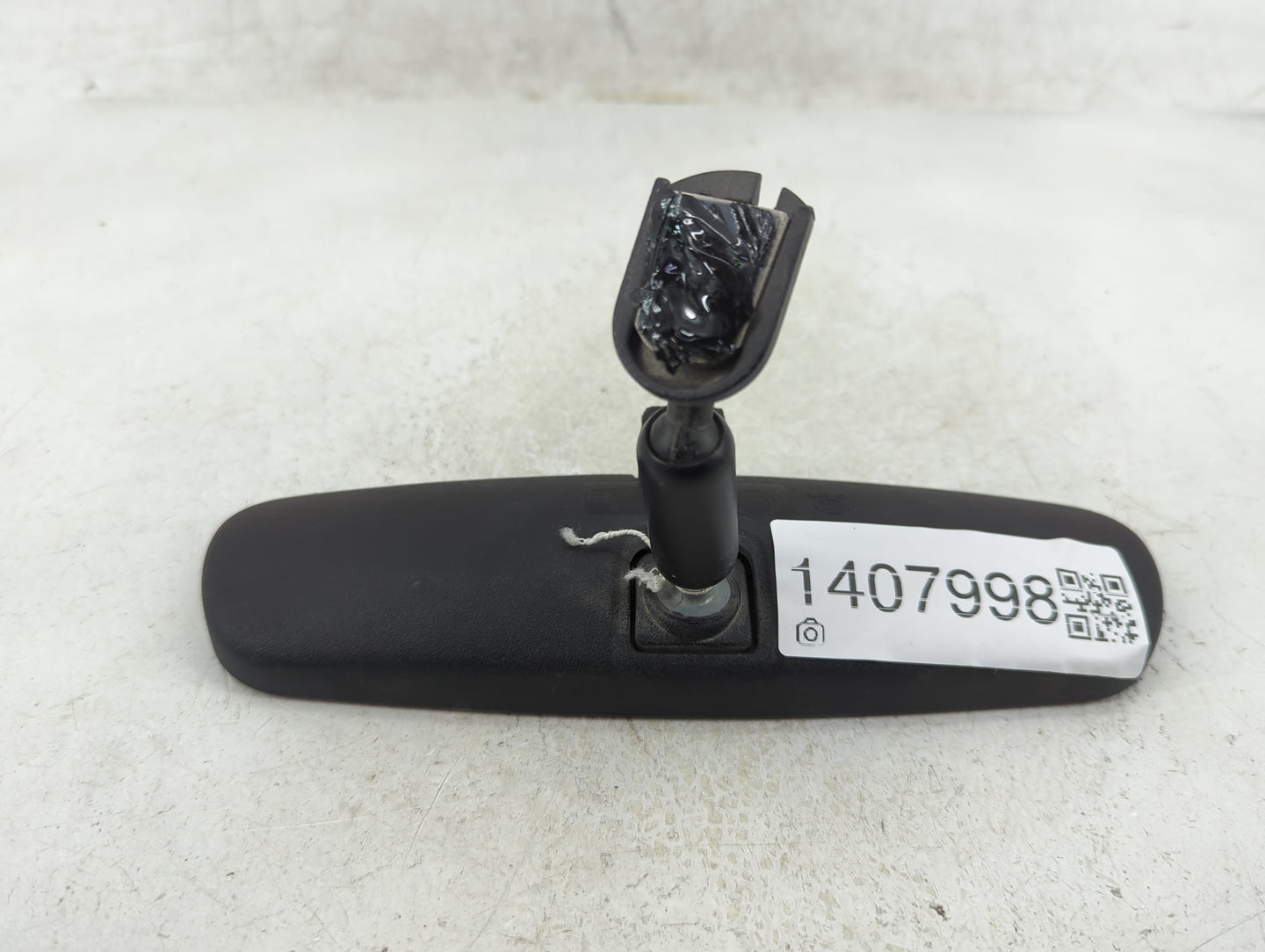 2021 Nissan Kicks Interior Rear View Mirror Replacement OEM P/N:E8011681 Fits OEM Used Auto Parts - Oemusedautoparts1.com