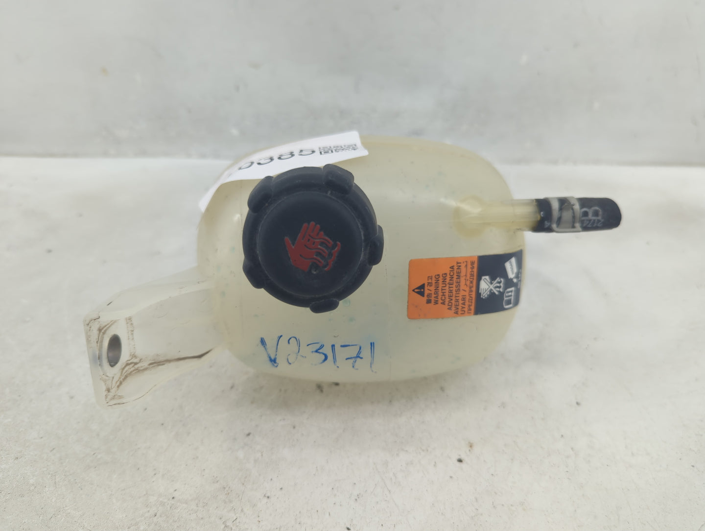 2018-2021 Nissan Kicks Radiator Coolant Overflow Expansion Tank Bottle 1410385 - Oemusedautoparts1.com
