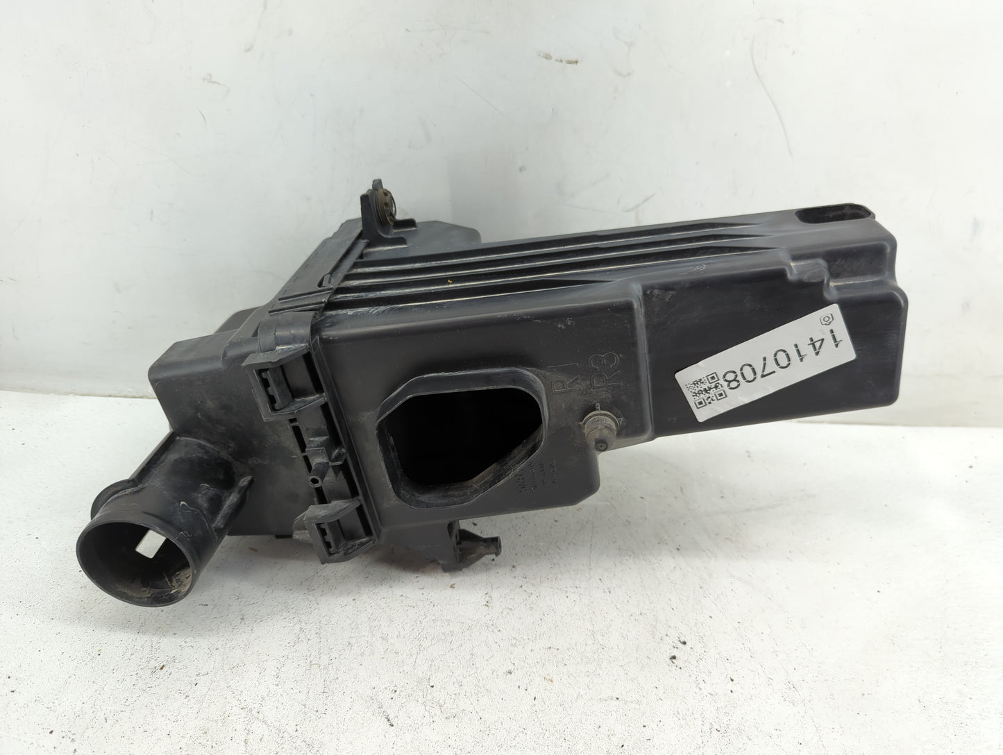 2018-2021 Nissan Kicks Air Cleaner Intake-duct Hose Tube - Oemusedautoparts1.com