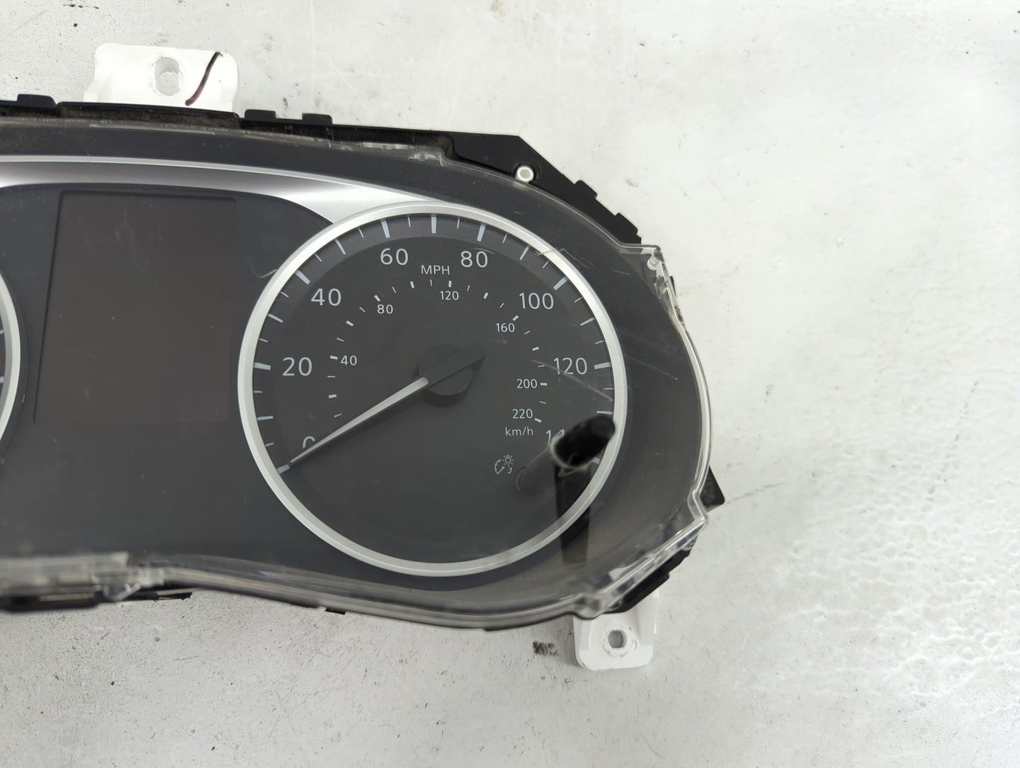 2021 Nissan Kicks Instrument Cluster Speedometer Gauges P/N:248105R02A Fits OEM Used Auto Parts - Oemusedautoparts1.com