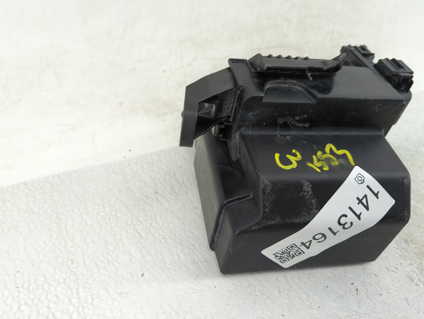 2018-2021 Nissan Kicks Fusebox Fuse Box Panel Relay Module Fits Fits 2018 2019 2020 2021 OEM Used Auto Parts - Oemusedautopa