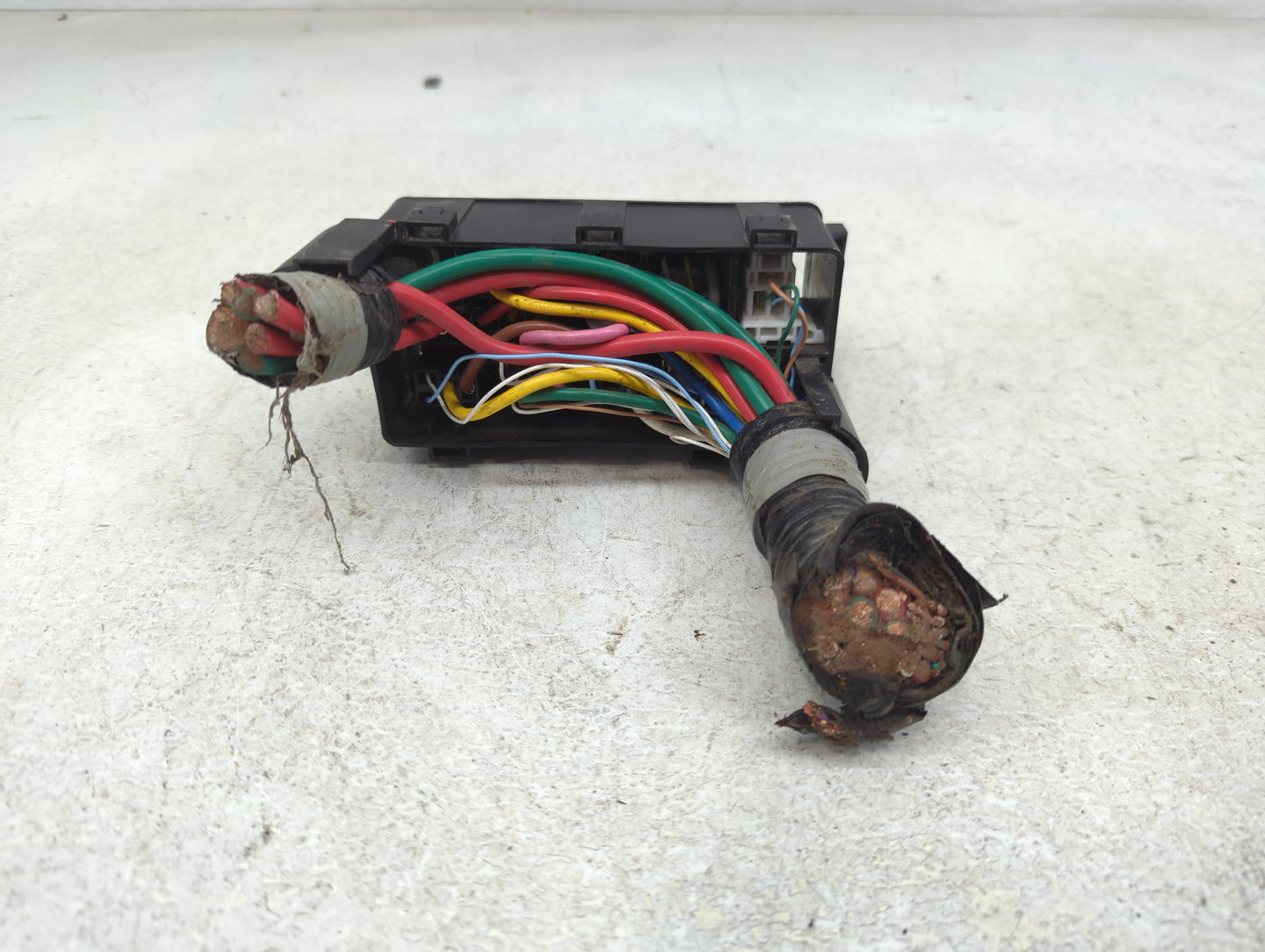 2018-2021 Nissan Kicks Fusebox Fuse Box Panel Relay Module Fits Fits 2018 2019 2020 2021 OEM Used Auto Parts - Oemusedautopa