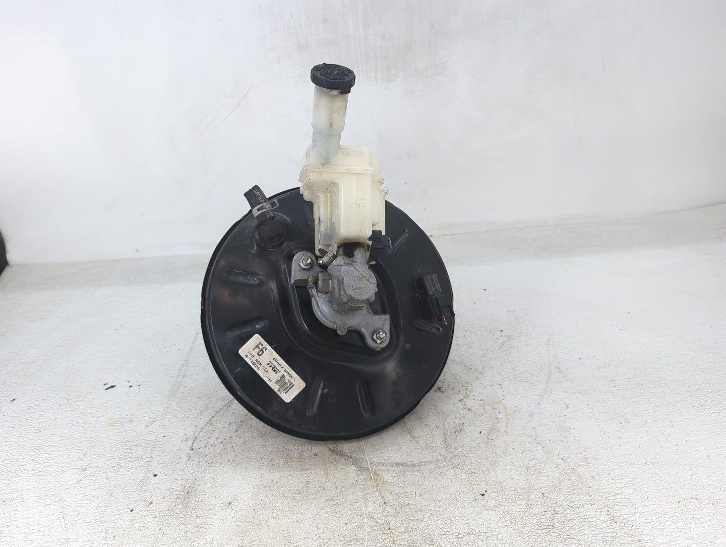2021-2021 Nissan Kicks Power Brake Booster Oem - Oemusedautoparts1.com