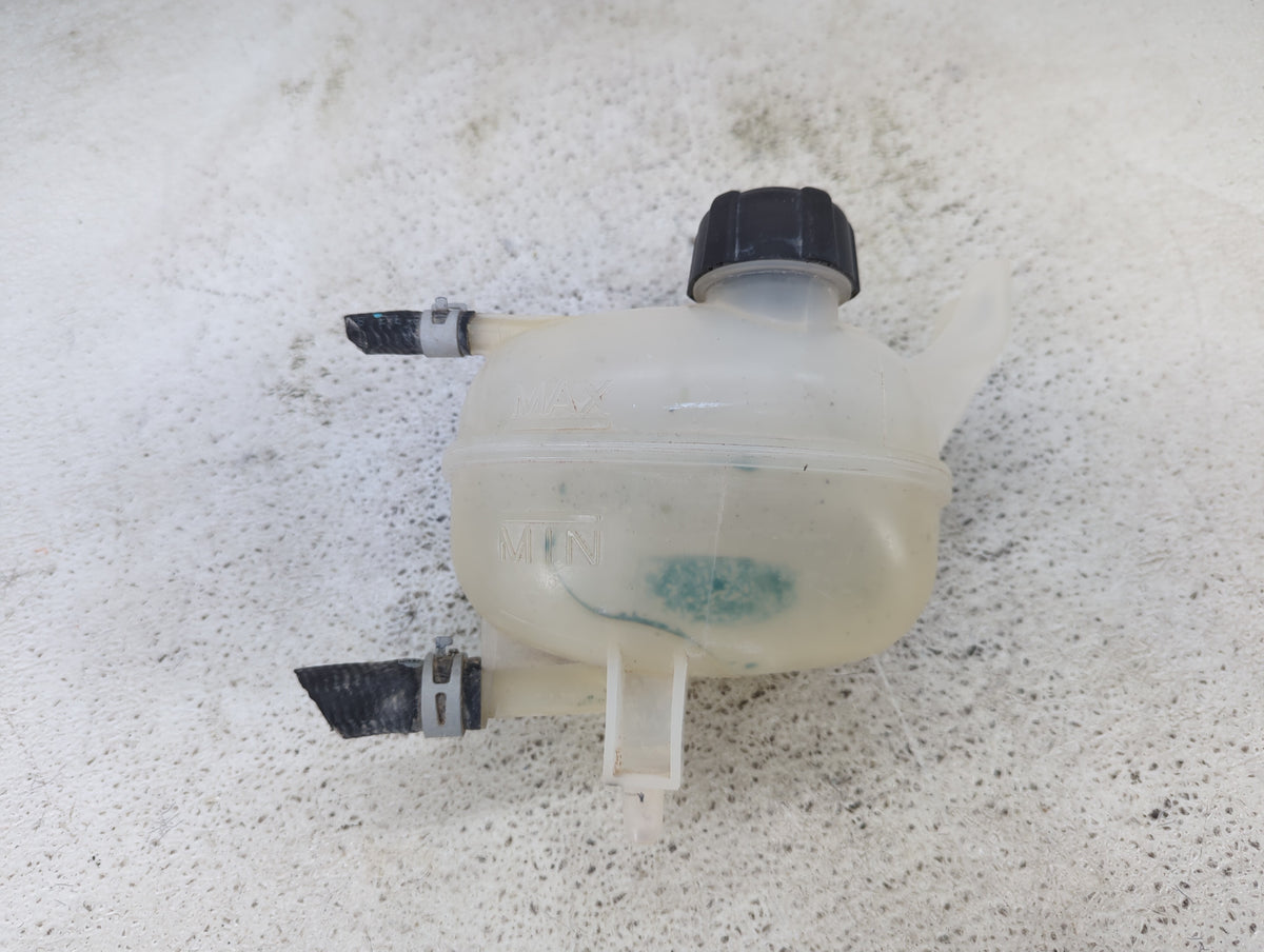 2018-2021 Nissan Kicks Radiator Coolant Overflow Expansion Tank Bottle 1431953 - Oemusedautoparts1.com