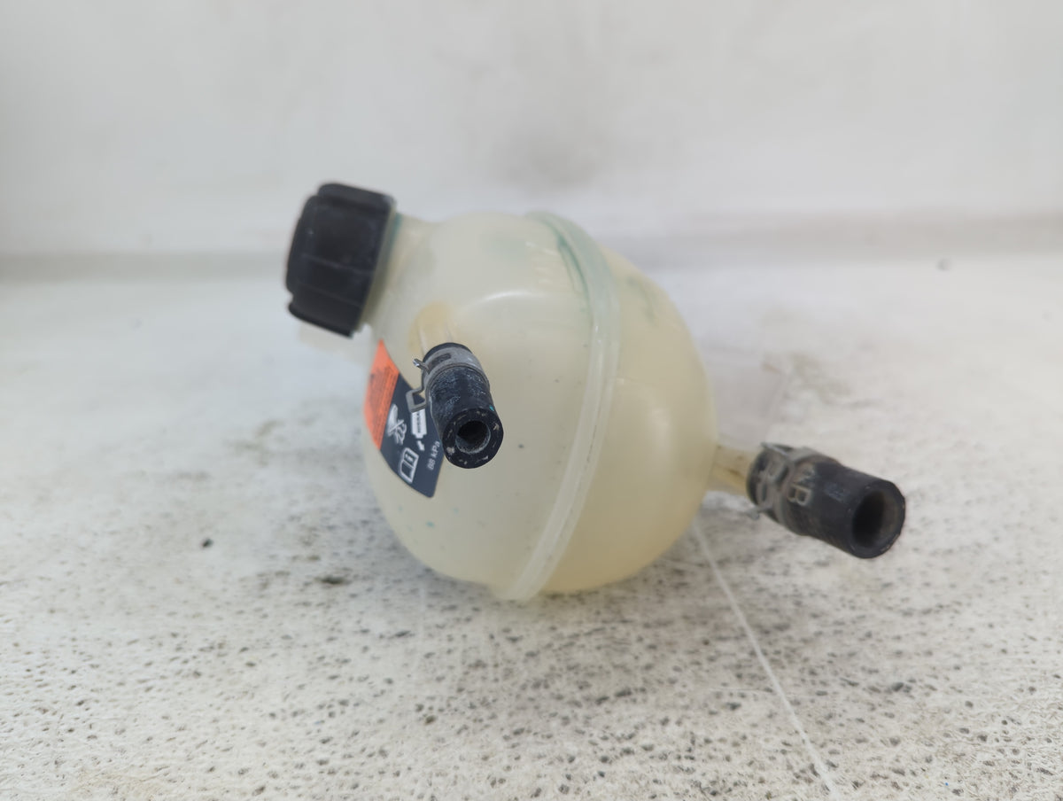 2018-2021 Nissan Kicks Radiator Coolant Overflow Expansion Tank Bottle 1432520 - Oemusedautoparts1.com