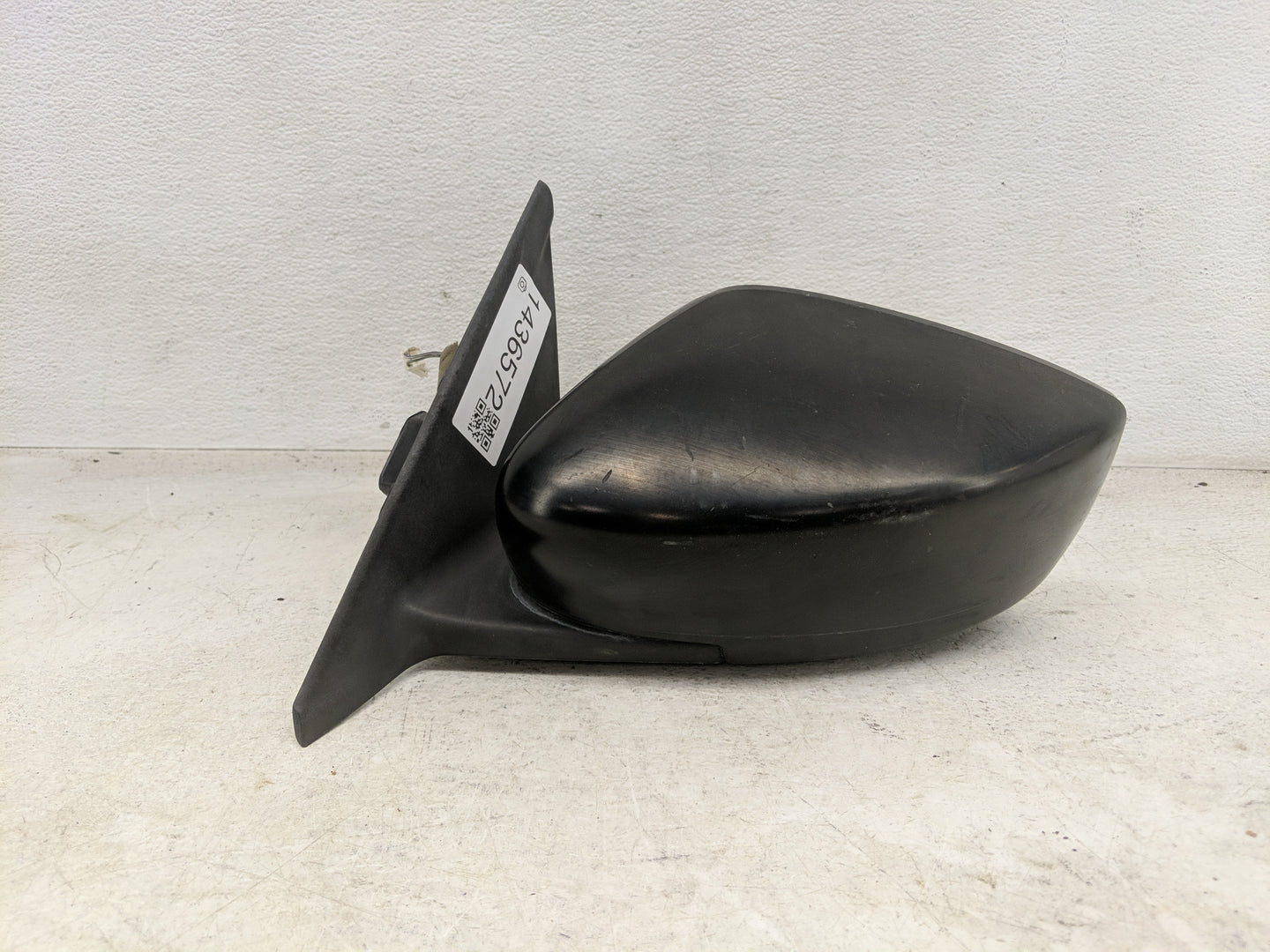 2018-2021 Nissan Kicks Driver Side View Mirror - Left Door Mirror OEM Used - Oemusedautoparts1.com