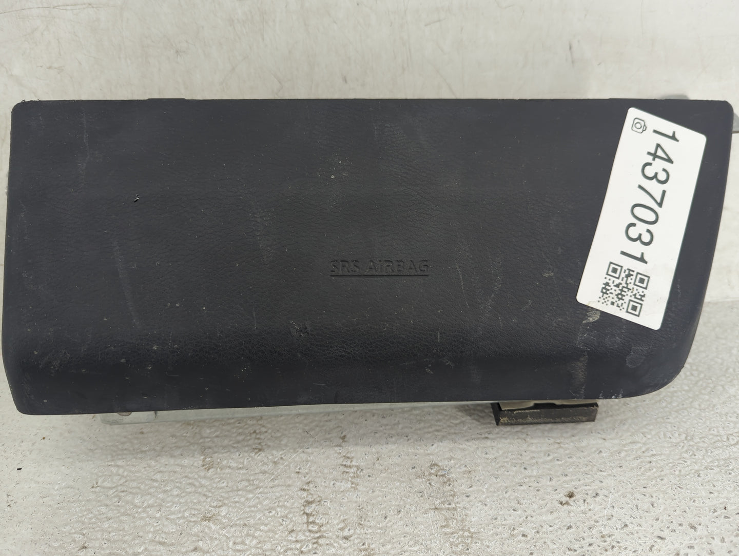 2021 Nissan Kicks Air Bag Passenger Right Dashboard OEM P/N:6466604 Fits OEM Used Auto Parts - Oemusedautoparts1.com