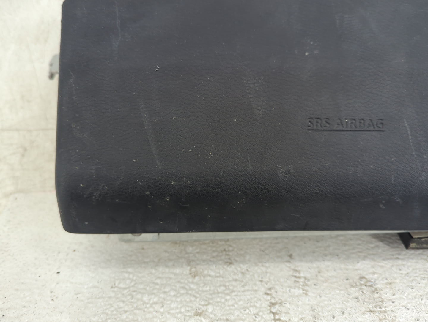 2021 Nissan Kicks Air Bag Driver Left Knee OEM P/N:6466604 Fits OEM Used Auto Parts - Oemusedautoparts1.com
