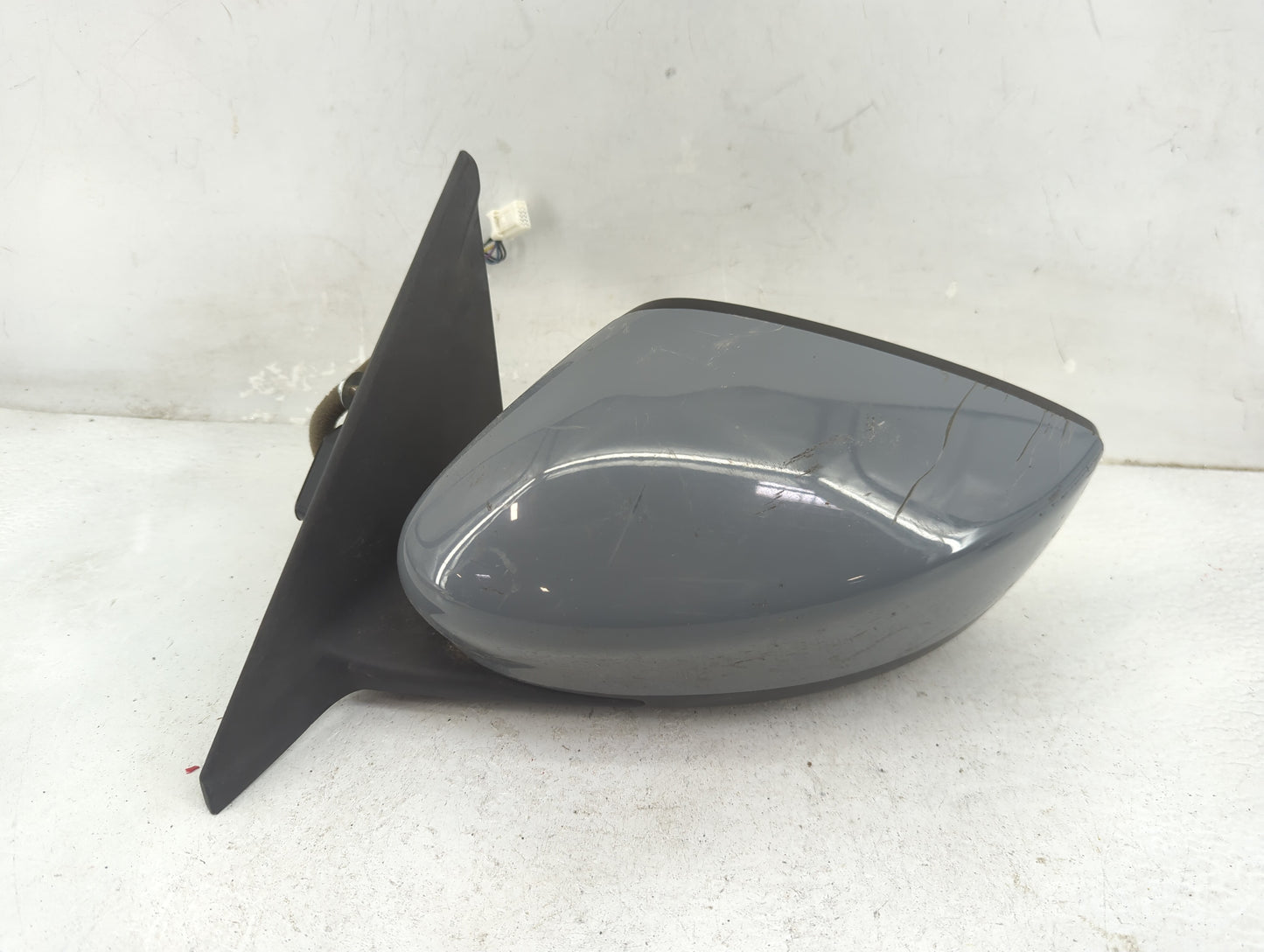2018-2021 Nissan Kicks Driver Side View Mirror - Left Door Mirror OEM Used - Oemusedautoparts1.com