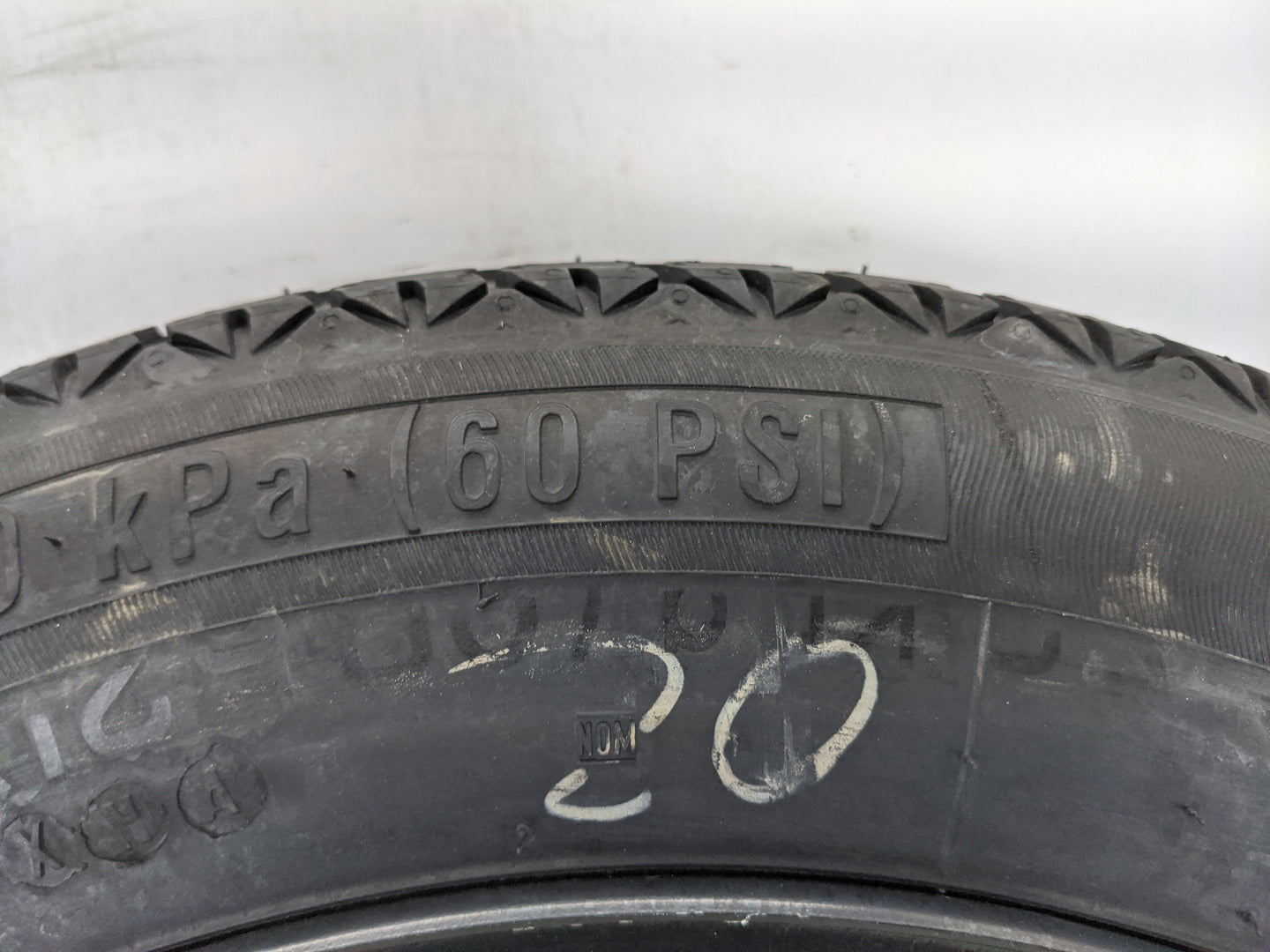 2018-2022 Nissan Kicks Spare Donut Tire Wheel Rim Oem 1455306 - Oemusedautoparts1.com