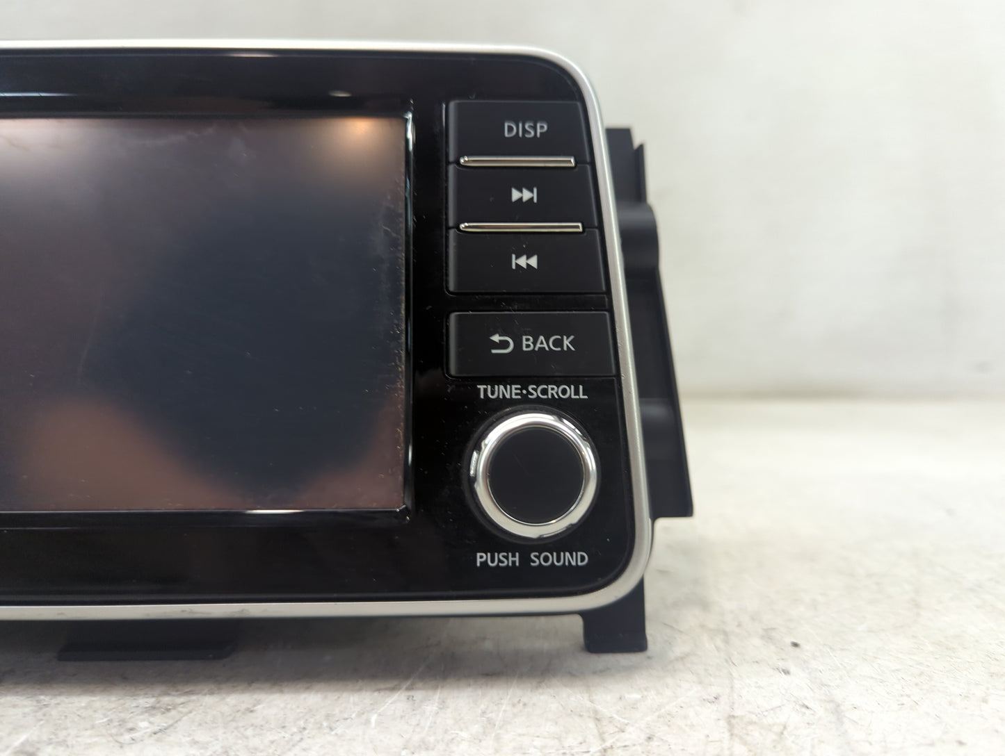 2021 Nissan Kicks Radio AM FM Cd Player Receiver Replacement P/N:28021 5R00A CV-NK9N0GX, AC0932AN1701 Fits OEM Used Auto Par