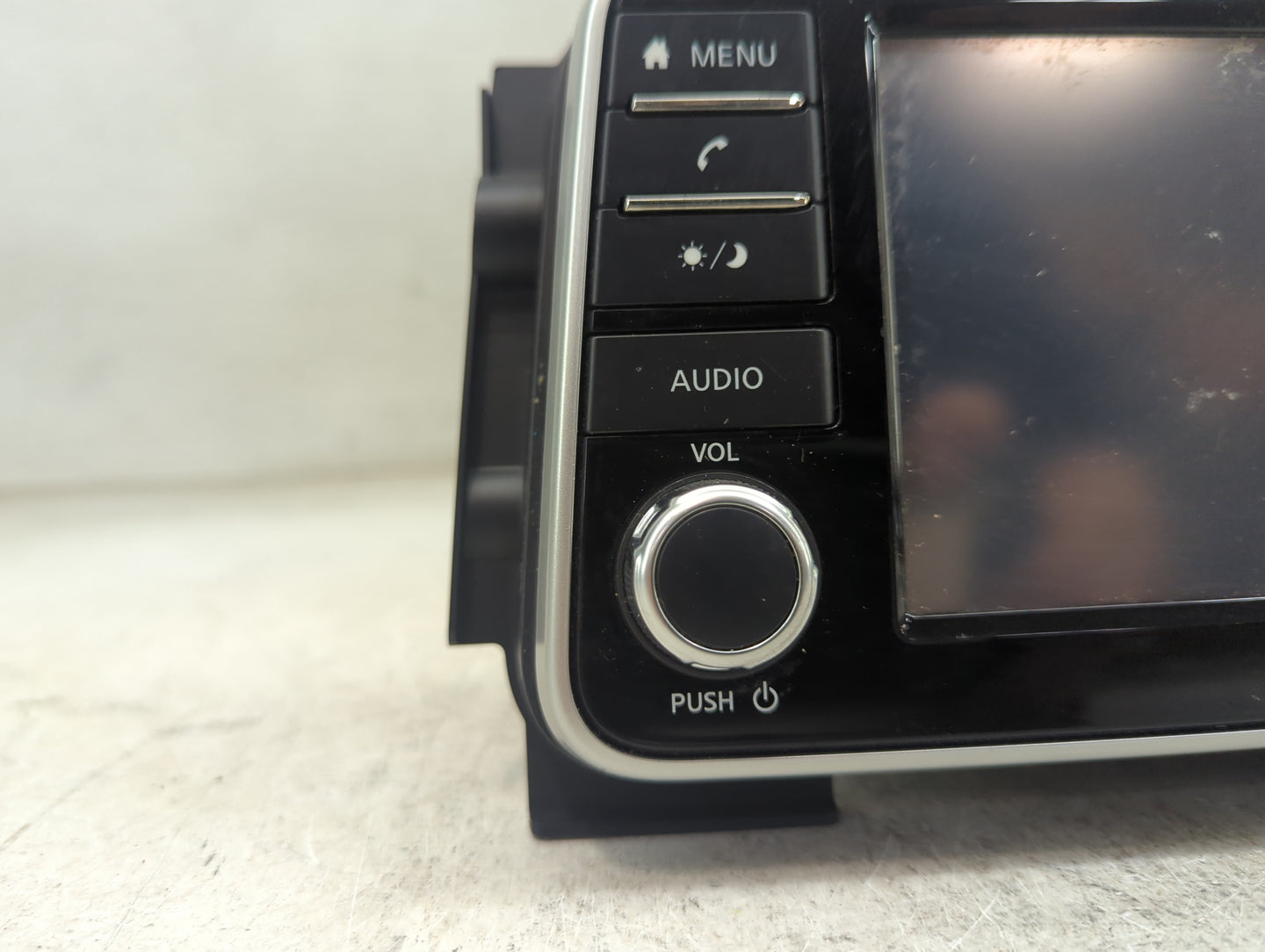 2021 Nissan Kicks Radio AM FM Cd Player Receiver Replacement P/N:28021 5R00A CV-NK9N0GX, AC0932AN1701 Fits OEM Used Auto Par