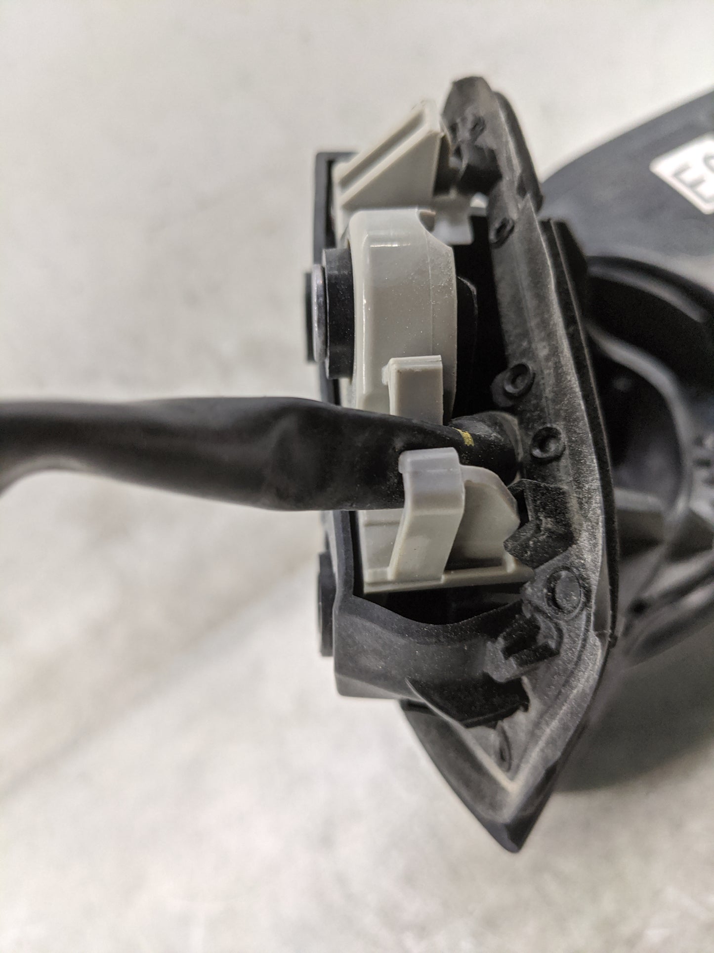 2018-2021 Nissan Kicks Passenger Side View Mirror - Right Door Mirror OEM Used - Oemusedautoparts1.com
