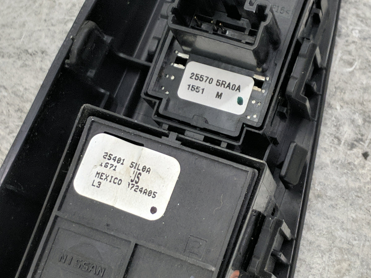 2018-2021 Nissan Kicks Master Power Window Switch Replacement Driver Side Left P/N:25401 5RL0A 25570 5RA0A Fits OEM Used Aut
