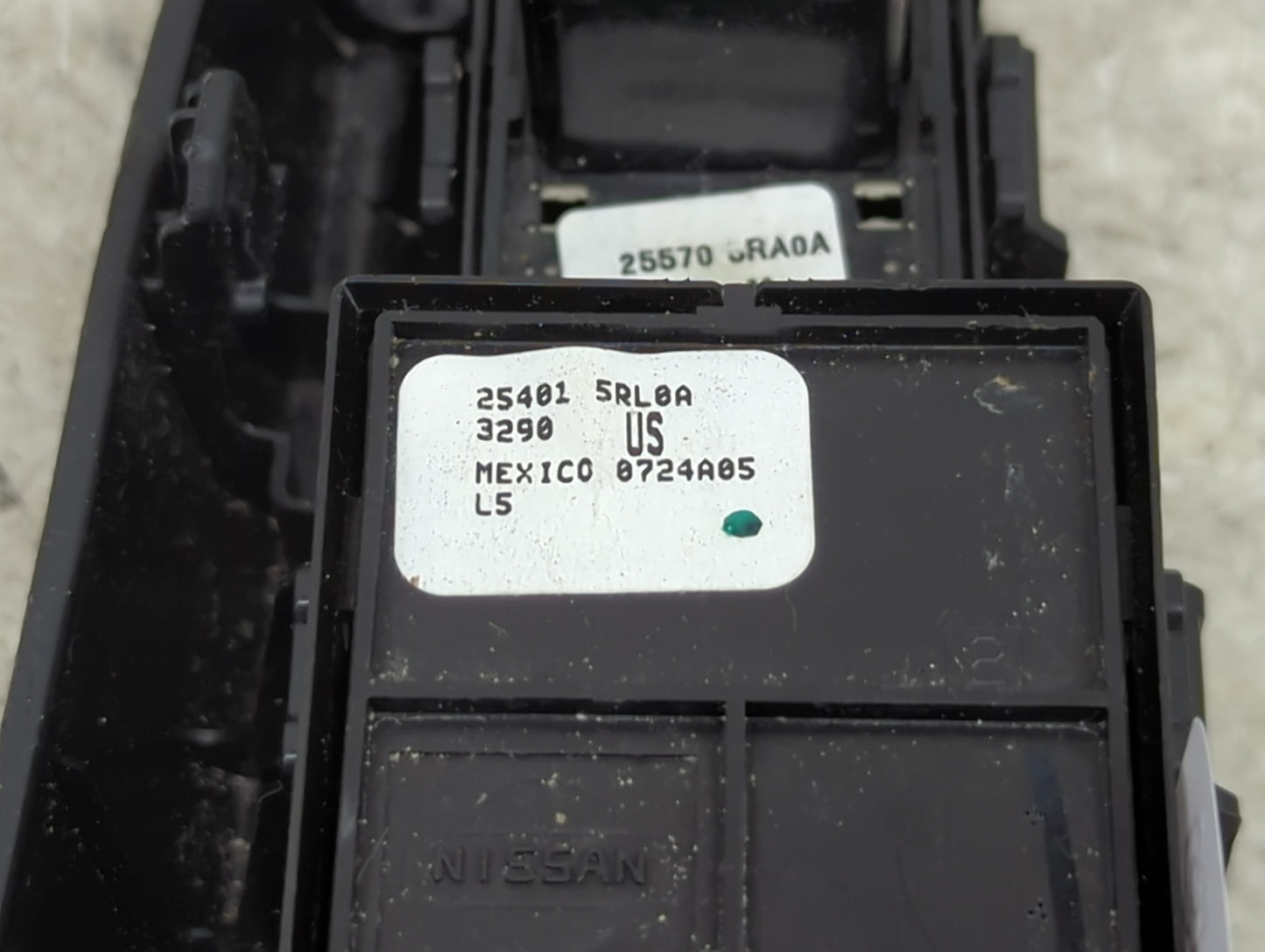 2018-2021 Nissan Kicks Master Power Window Switch Replacement Driver Side Left P/N:25401 5RL0A 25570 5RA0A Fits OEM Used Aut