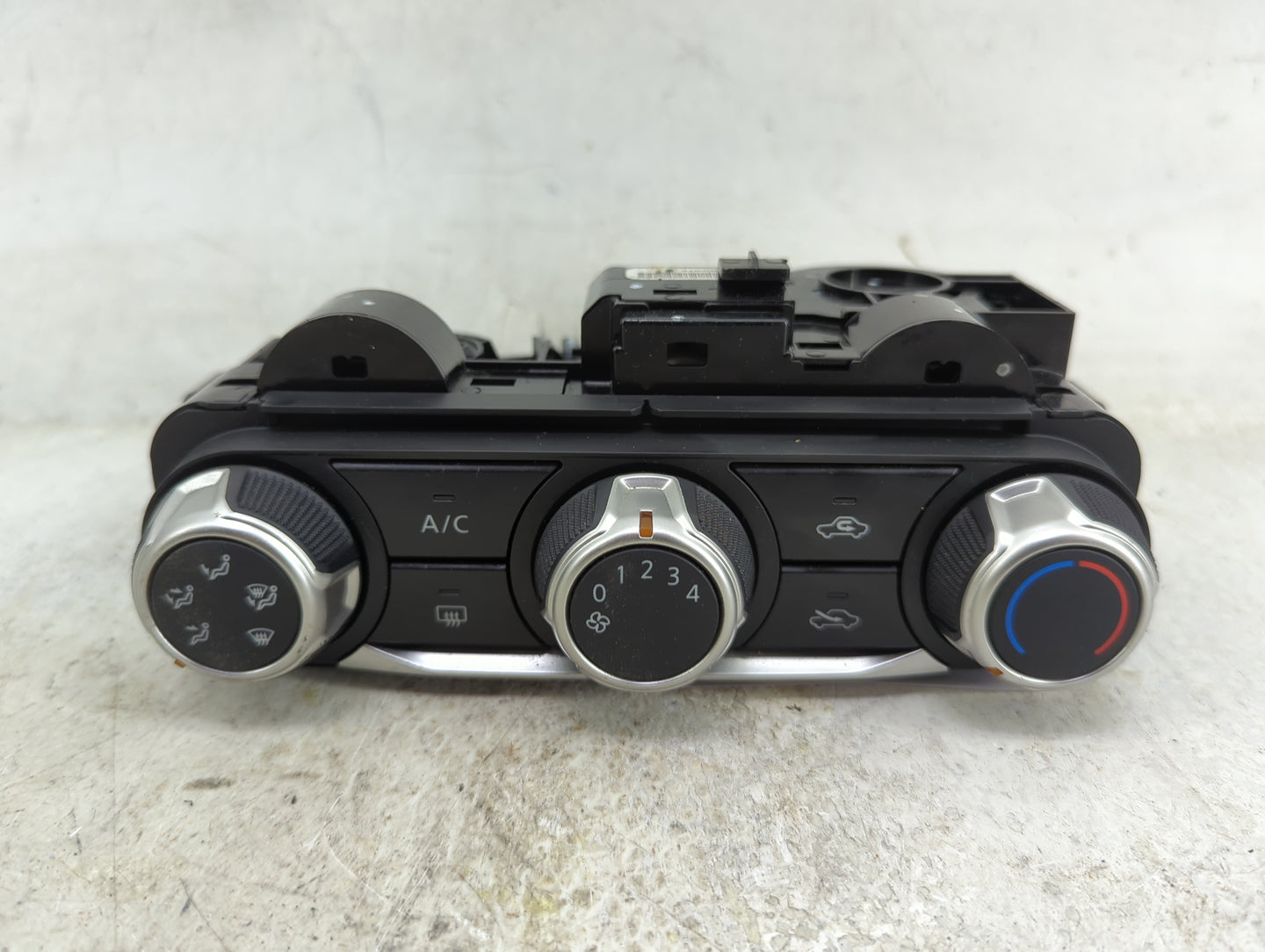 2018-2021 Nissan Kicks Climate Control Module Temperature AC/Heater Replacement P/N:T19822C Fits Fits 2018 2019 2020 2021 OE