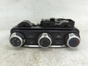 compare product 2018-2021 Nissan Kicks Climate Control Module Temperature AC/Heater Replacement P/N:T19822C Fits Fits 2018 2019 2020 2021 OEM Used Auto Parts