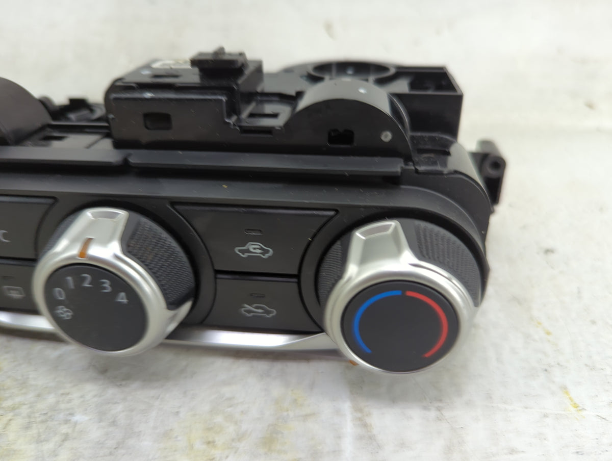 2018-2021 Nissan Kicks Climate Control Module Temperature AC/Heater Replacement P/N:T19822C Fits Fits 2018 2019 2020 2021 OE