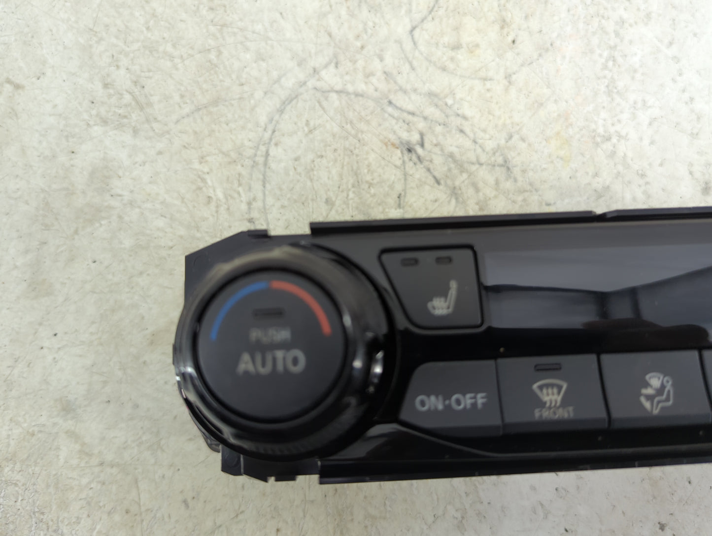 2021 Nissan Kicks Climate Control Module Temperature AC/Heater Replacement P/N:275005R01A 05M01293 Fits OEM Used Auto Parts 