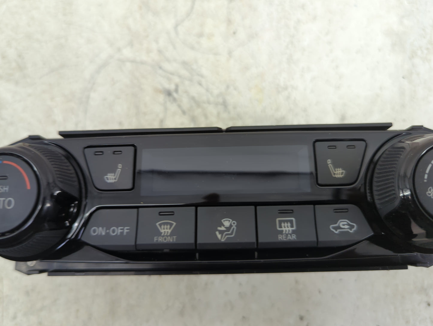 2021 Nissan Kicks Climate Control Module Temperature AC/Heater Replacement P/N:275005R01A 05M01293 Fits OEM Used Auto Parts 