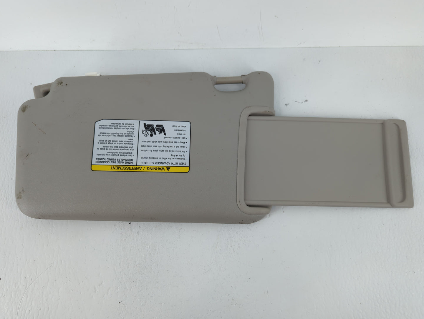 2018-2021 Nissan Kicks Sun Visor Shade Replacement Passenger Right Mirror Fits Fits 2018 2019 2020 2021 OEM Used Auto Parts 