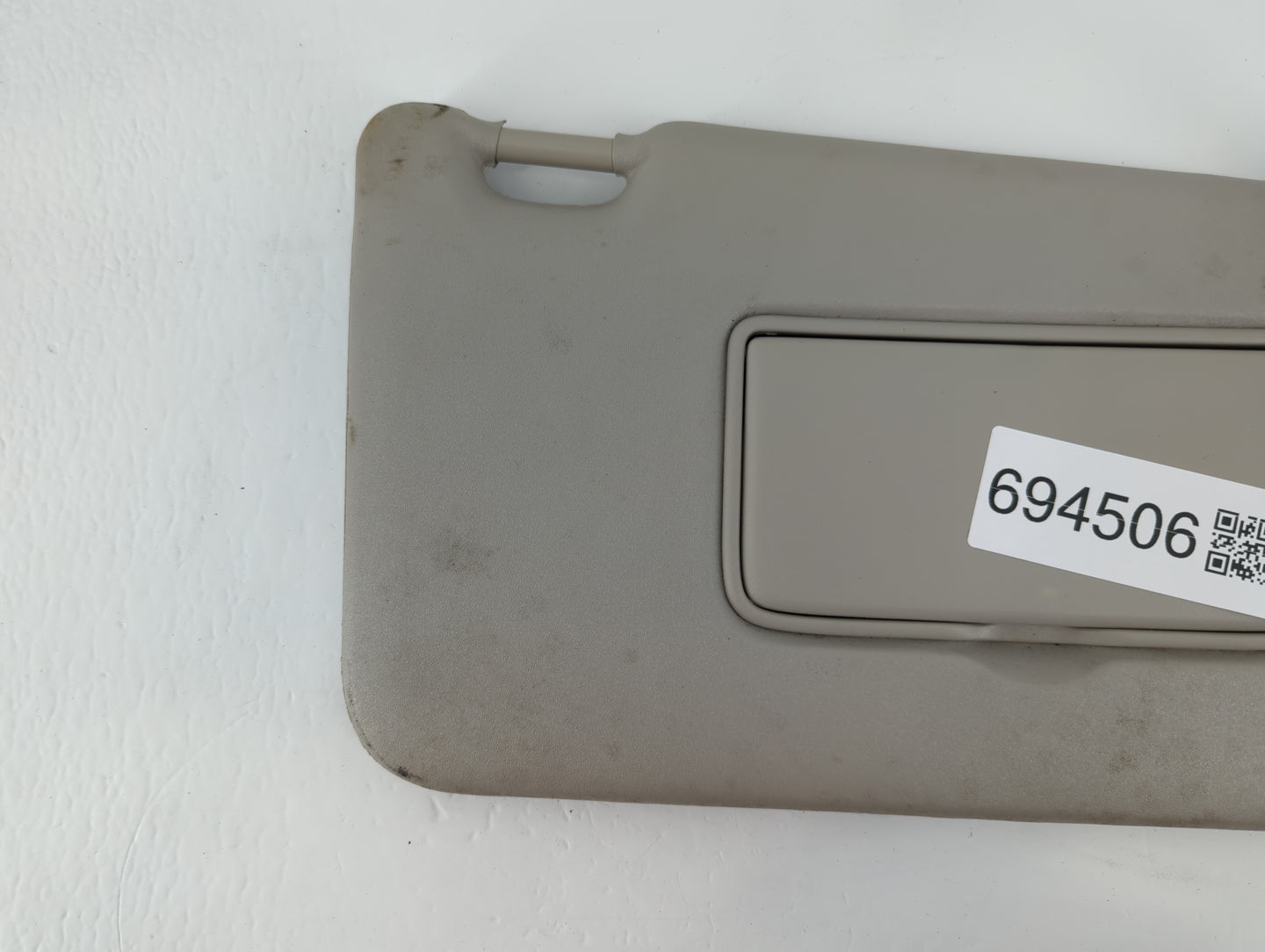 2018-2021 Nissan Kicks Sun Visor Shade Replacement Passenger Right Mirror Fits Fits 2018 2019 2020 2021 OEM Used Auto Parts 