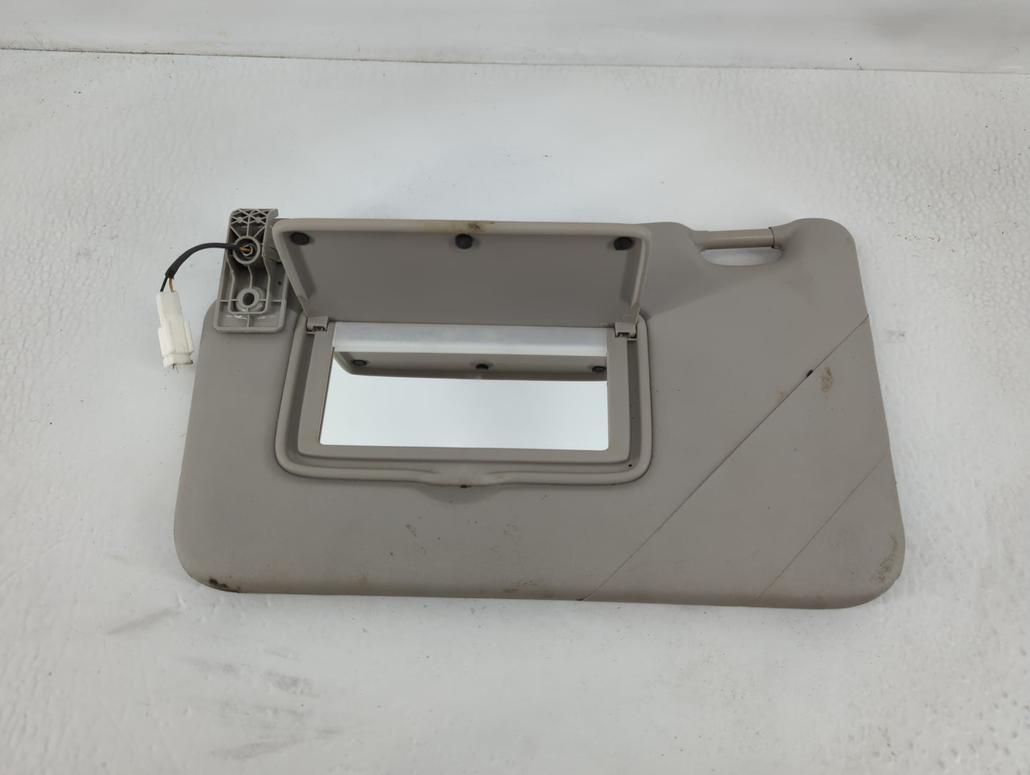 2018-2021 Nissan Kicks Sun Visor Shade Replacement Passenger Right Mirror Fits Fits 2018 2019 2020 2021 OEM Used Auto Parts 