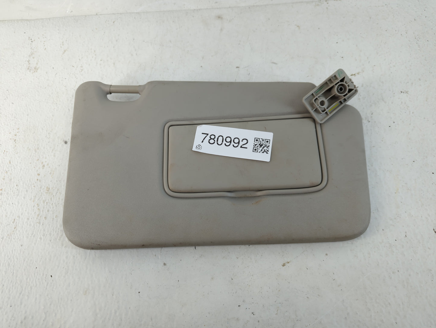 2018-2021 Nissan Kicks Sun Visor Shade Replacement Passenger Right Mirror Fits Fits 2018 2019 2020 2021 OEM Used Auto Parts 
