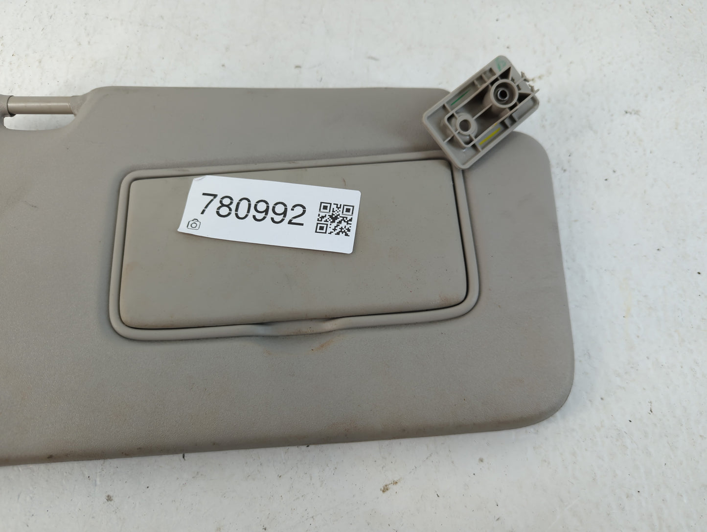 2018-2021 Nissan Kicks Sun Visor Shade Replacement Passenger Right Mirror Fits Fits 2018 2019 2020 2021 OEM Used Auto Parts 