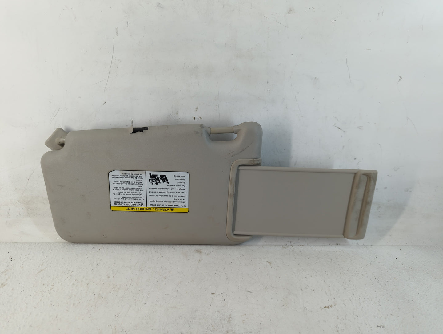 2018-2021 Nissan Kicks Sun Visor Shade Replacement Passenger Right Mirror Fits Fits 2018 2019 2020 2021 OEM Used Auto Parts 