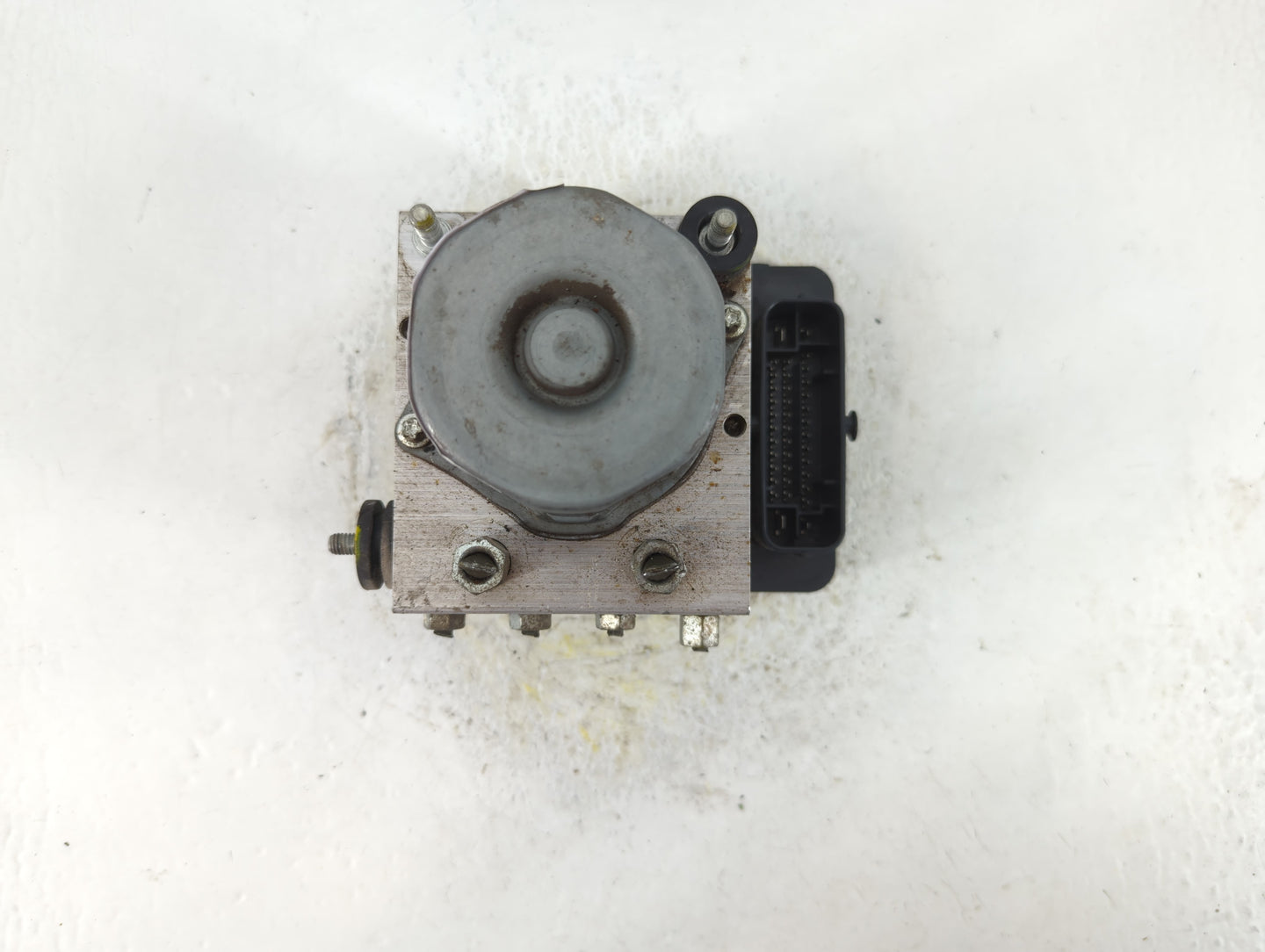 2021 Nissan Kicks ABS Pump Control Module Replacement P/N:47660-5R40A Fits OEM Used Auto Parts - Oemusedautoparts1.com