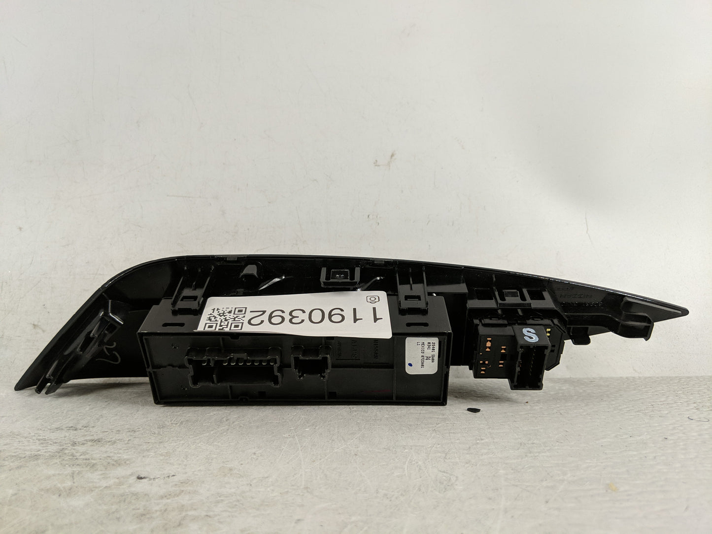 2018-2021 Nissan Leaf Master Power Window Switch Replacement Driver Side Left P/N:25401 5SA0A Fits Fits 2018 2019 2020 2021 