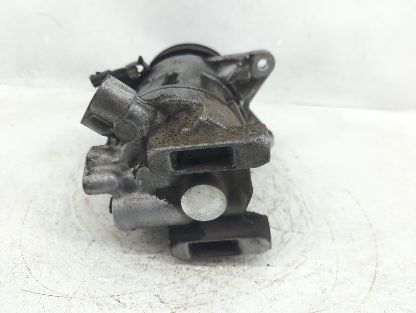 2021-2021 Nissan Maxima Air Conditioning A/c Ac Compressor Oem - Oemusedautoparts1.com