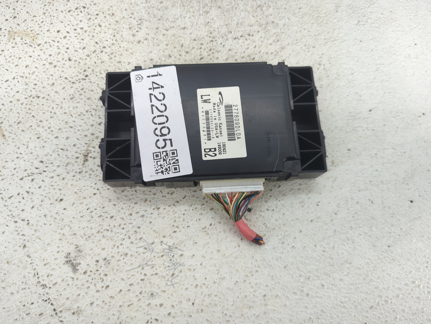 2021 Nissan Maxima Radio AM FM Cd Player Receiver Replacement P/N:277609DL0A Fits OEM Used Auto Parts - Oemusedautoparts1.co