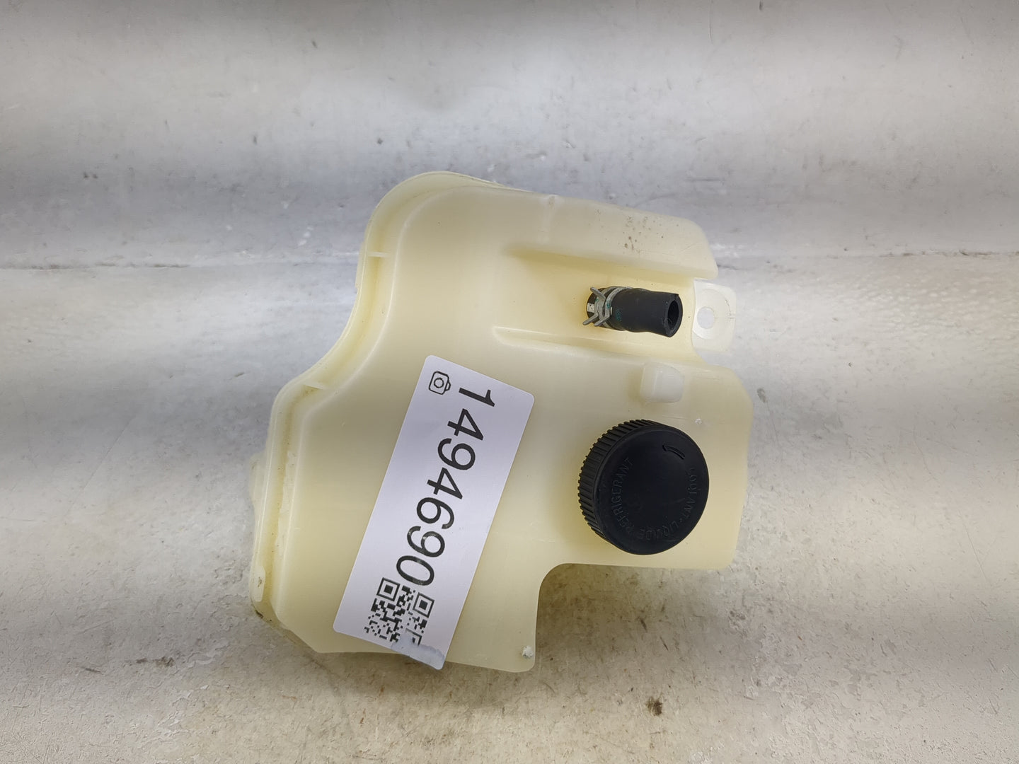 2019-2021 Nissan Maxima Radiator Coolant Overflow Expansion Tank Bottle - Oemusedautoparts1.com
