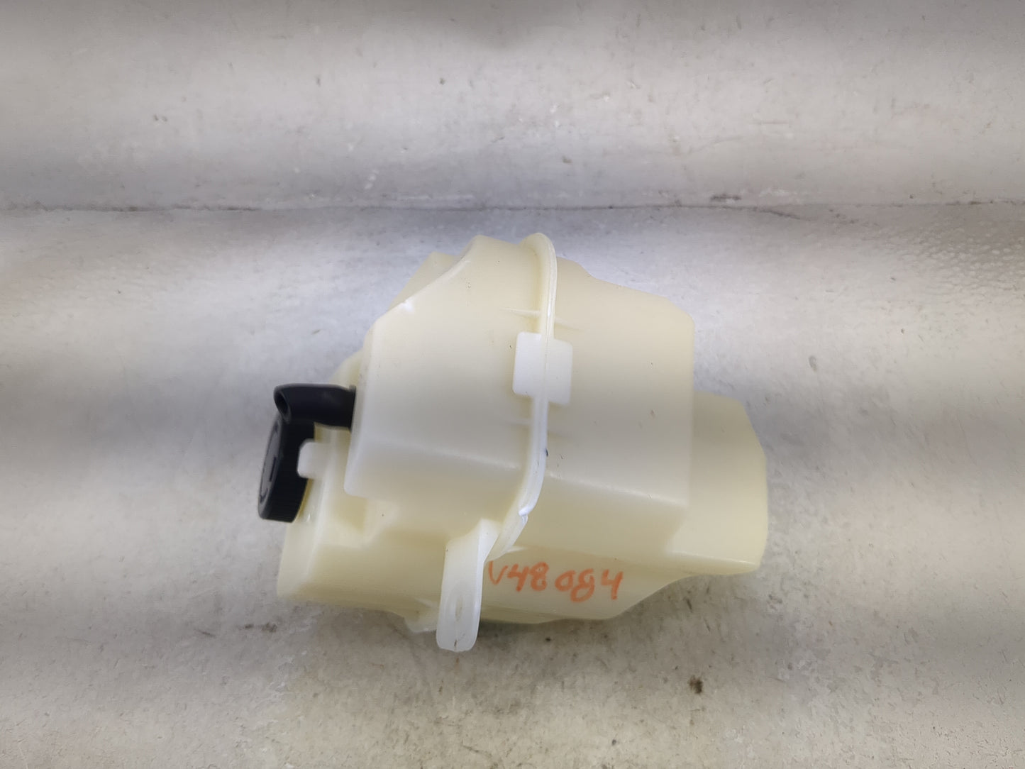 2019-2021 Nissan Maxima Radiator Coolant Overflow Expansion Tank Bottle - Oemusedautoparts1.com