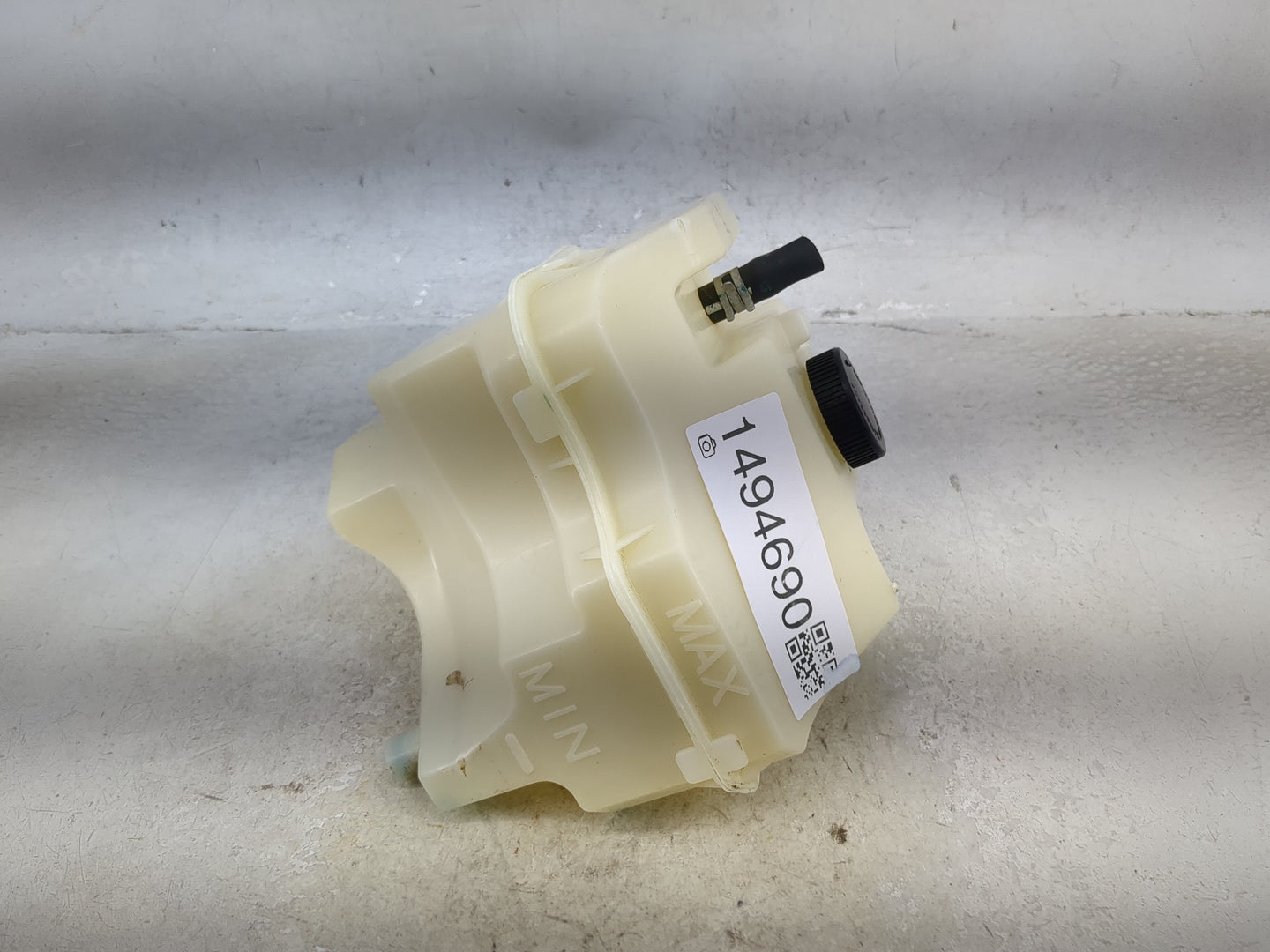2019-2021 Nissan Maxima Radiator Coolant Overflow Expansion Tank Bottle - Oemusedautoparts1.com