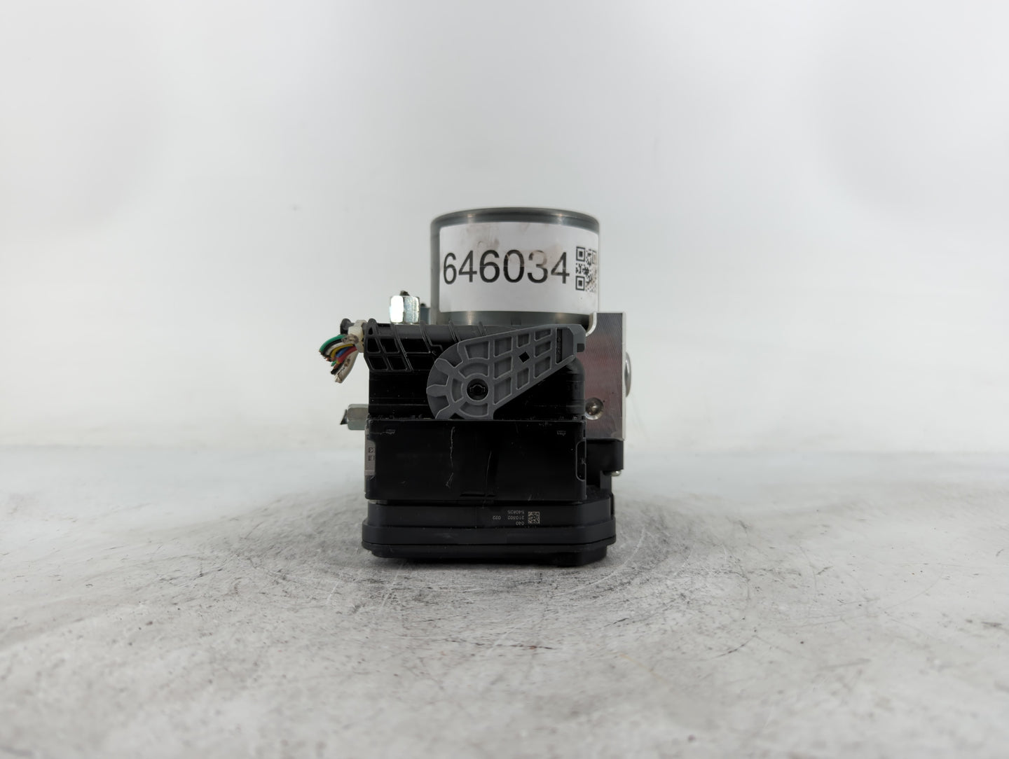 2021 Nissan Maxima ABS Pump Control Module Replacement P/N:47660 9DM0A Fits OEM Used Auto Parts - Oemusedautoparts1.com