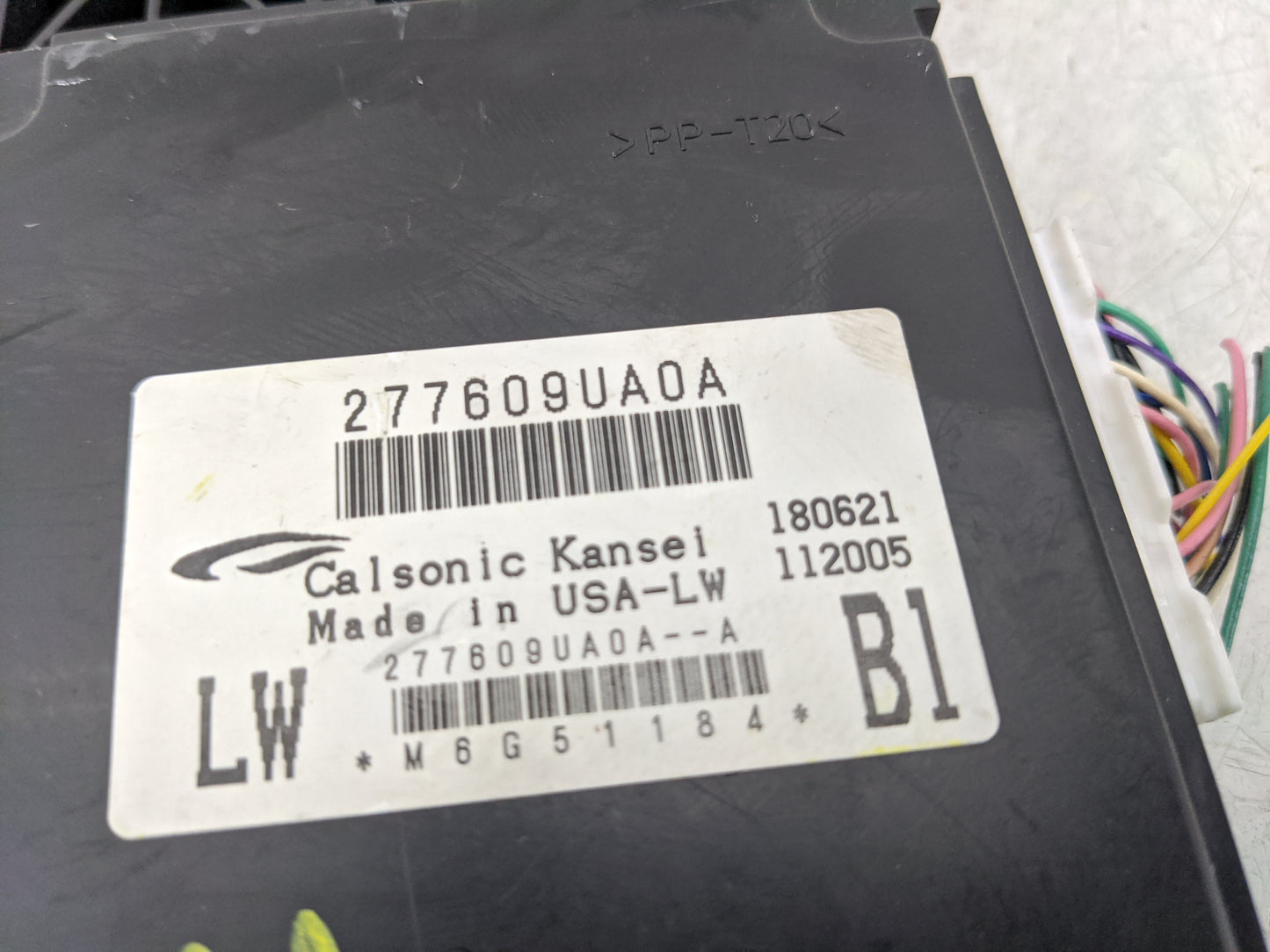 2021-2021 Nissan Murano Body Control Module Bcm Inner Cabin Fuse Box - Oemusedautoparts1.com