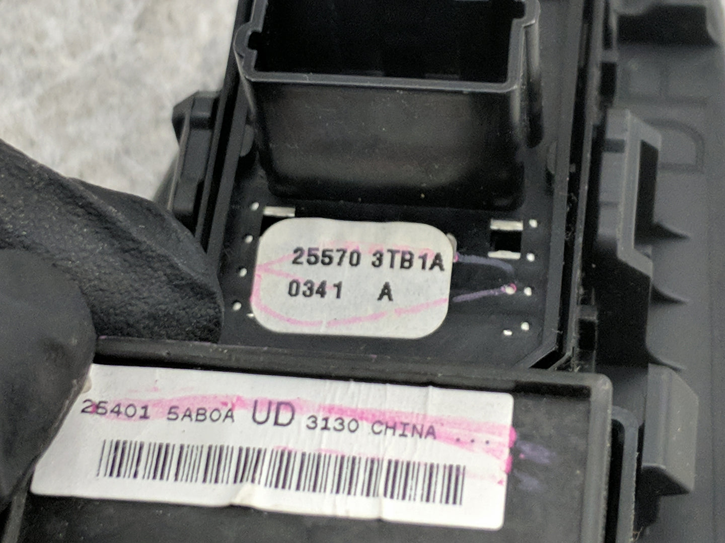 2015-2022 Nissan Murano Master Power Window Switch Replacement Driver Side Left P/N:25570 3TB1A 25401 5AB0A Fits OEM Used Au