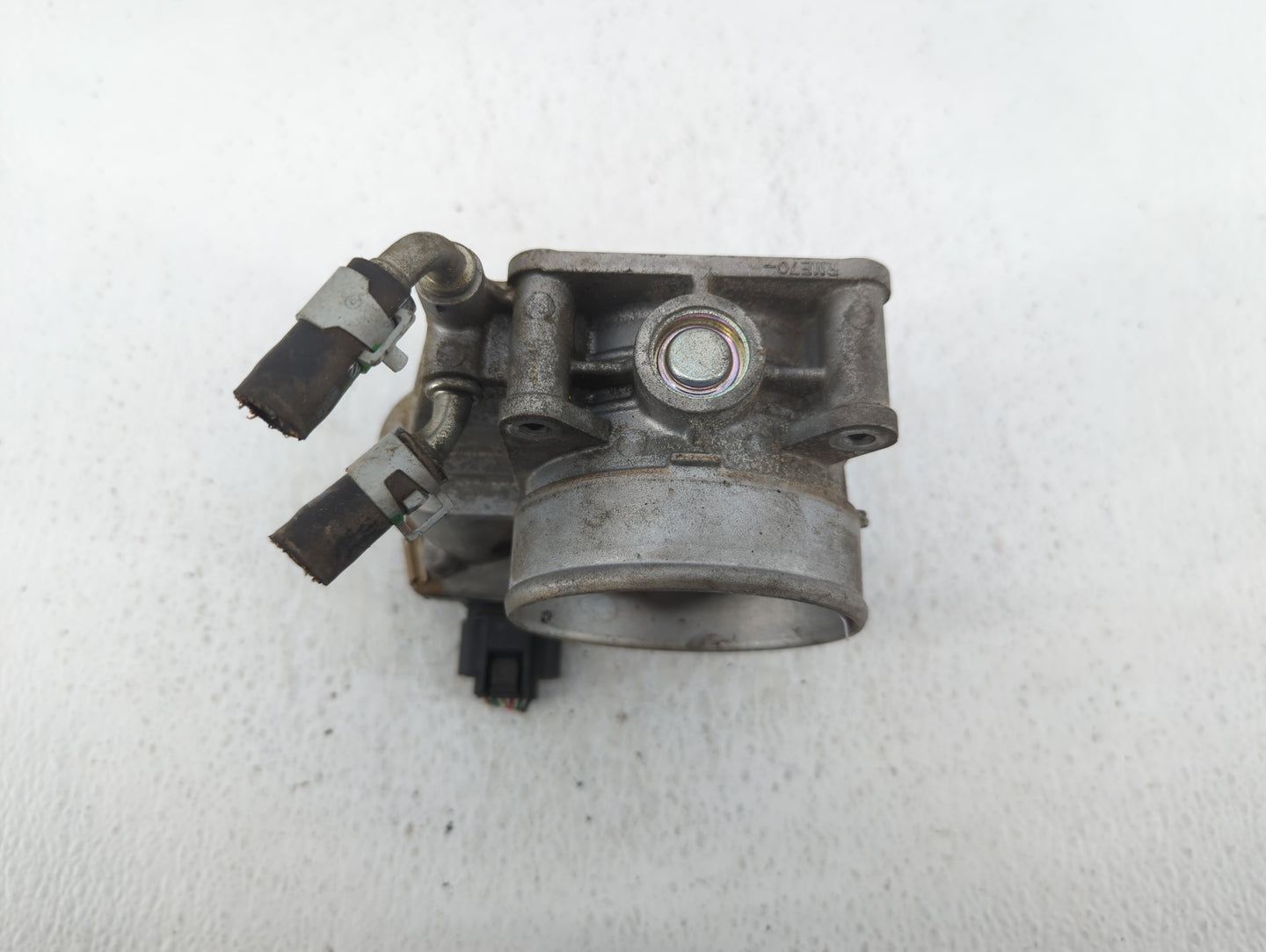 2015-2022 Nissan Murano Throttle Body P/N:RME70-50 Fits Fits 2015 2016 2017 2018 2019 2020 2021 2022 OEM Used Auto Parts - O