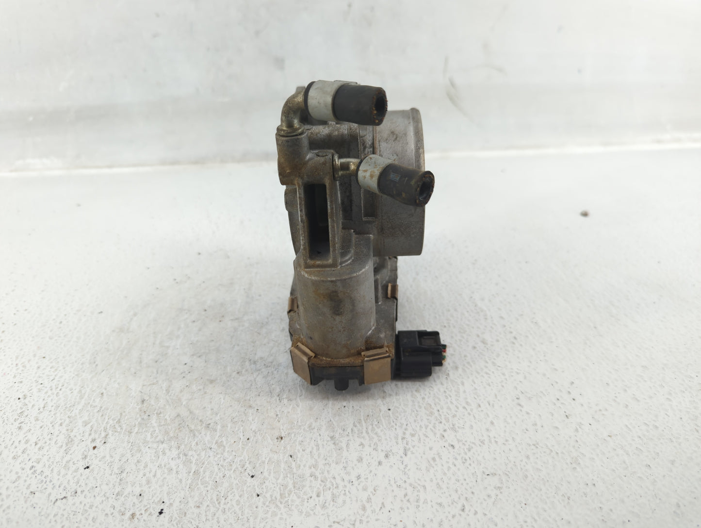 2015-2022 Nissan Murano Throttle Body P/N:RME70-50 Fits Fits 2015 2016 2017 2018 2019 2020 2021 2022 OEM Used Auto Parts - O