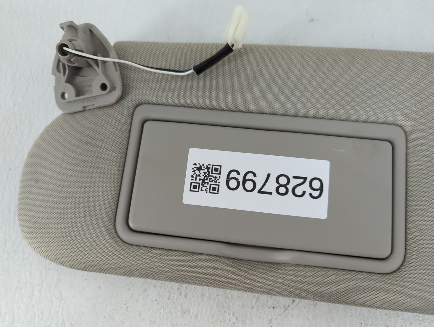 2019-2022 Nissan Murano Sun Visor Shade Replacement Driver Left Mirror Fits Fits 2019 2020 2021 2022 OEM Used Auto Parts - O