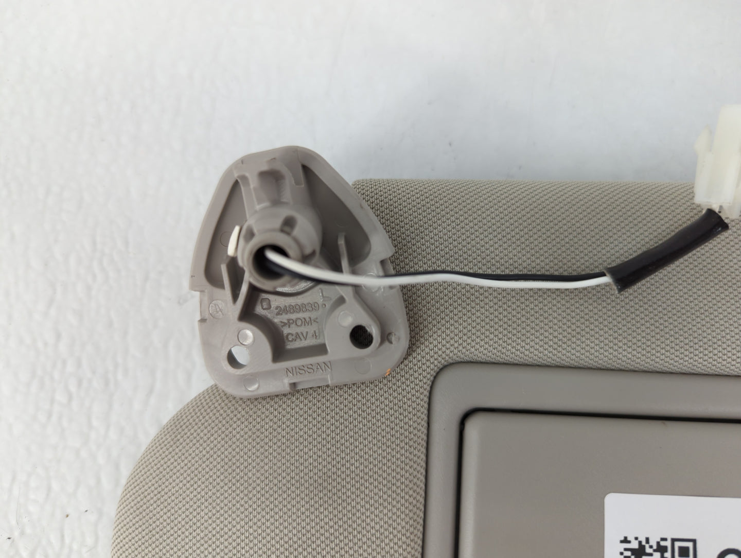 2019-2022 Nissan Murano Sun Visor Shade Replacement Driver Left Mirror Fits Fits 2019 2020 2021 2022 OEM Used Auto Parts - O