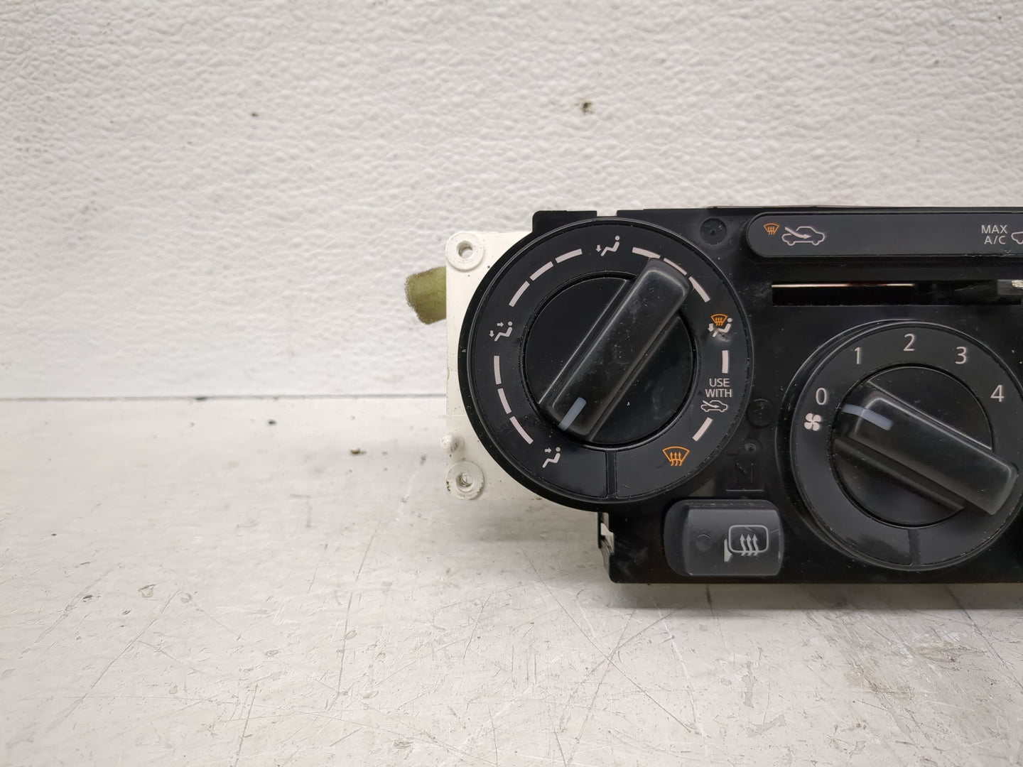 2021 Nissan Nv200 Climate Control Module Temperature AC/Heater Replacement Fits OEM Used Auto Parts - Oemusedautoparts1.com