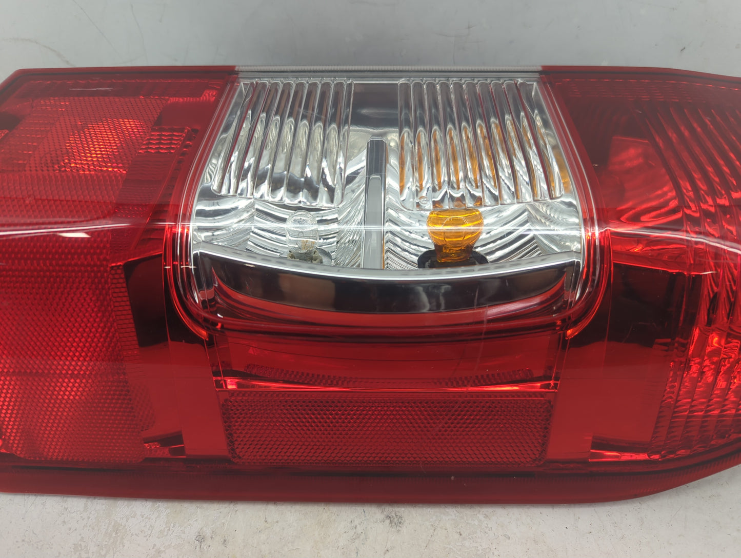 2021 Nissan Nv2500 Tail Light Assembly Driver Left OEM P/N:NLF 949660 Fits OEM Used Auto Parts - Oemusedautoparts1.com