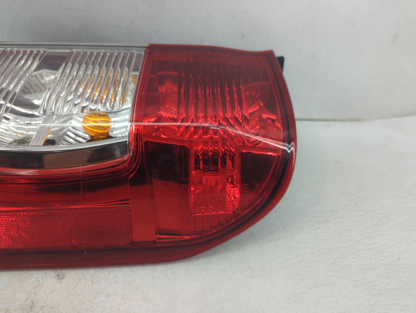 2021 Nissan Nv2500 Tail Light Assembly Driver Left OEM P/N:NLF 949660 Fits OEM Used Auto Parts - Oemusedautoparts1.com